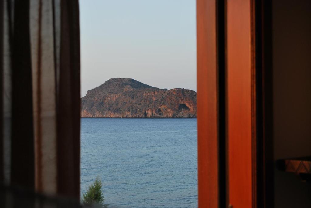 Διαμερίσματα Βασιλική Platanés Δωμάτιο φωτογραφία